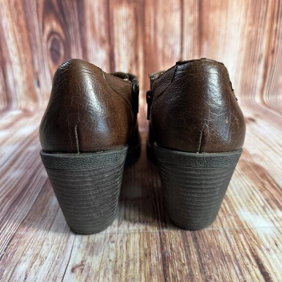 BOC Born Concept Size 9.5 Brown Leather Ankle Block Heel Boots Booties Shoes - Picture 4 of 10